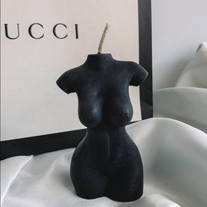 Meet your Posher, Mikaela